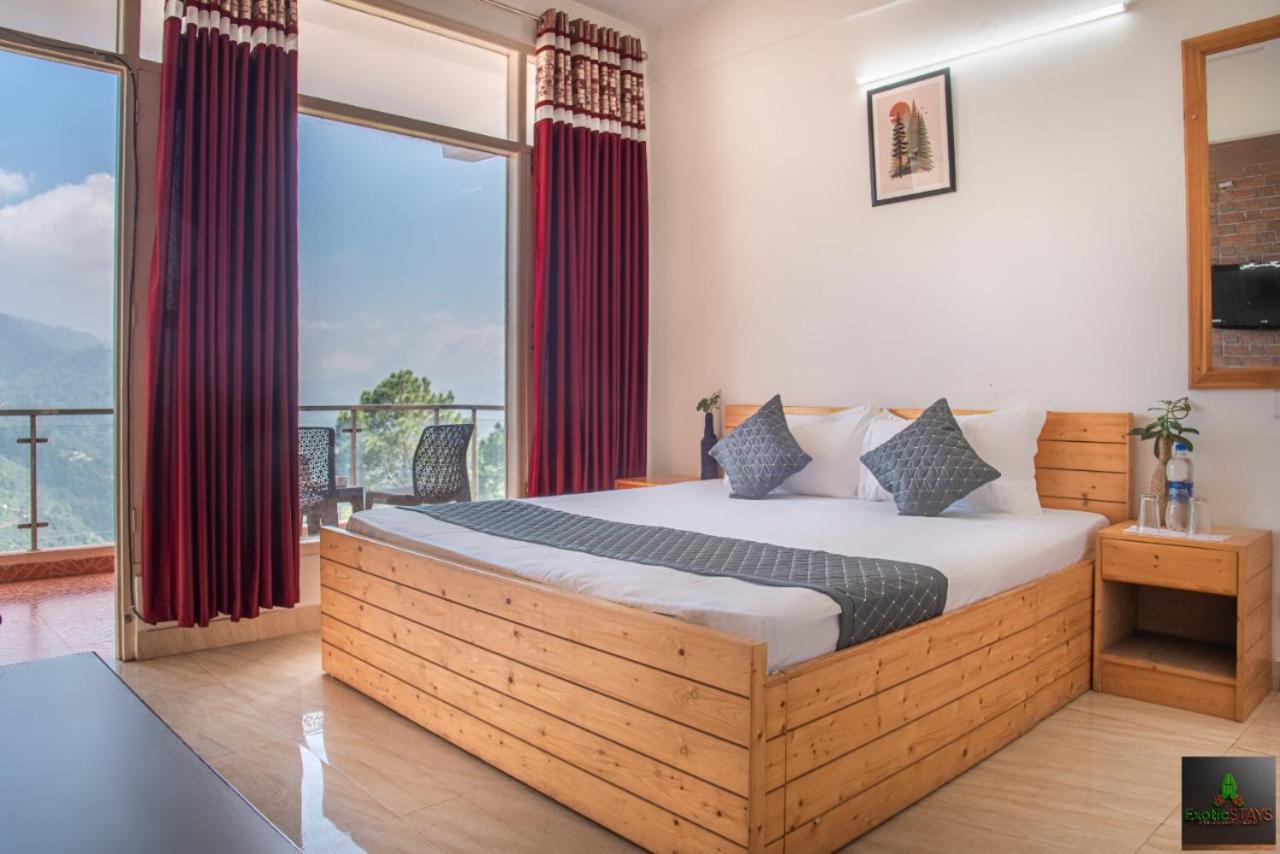 The Western Heights I Serviced Apartments I Pvt Balcony I Lift I Peacefull Area I Family Accomodation I Kasauli I By Exotic Stays ภายนอก รูปภาพ