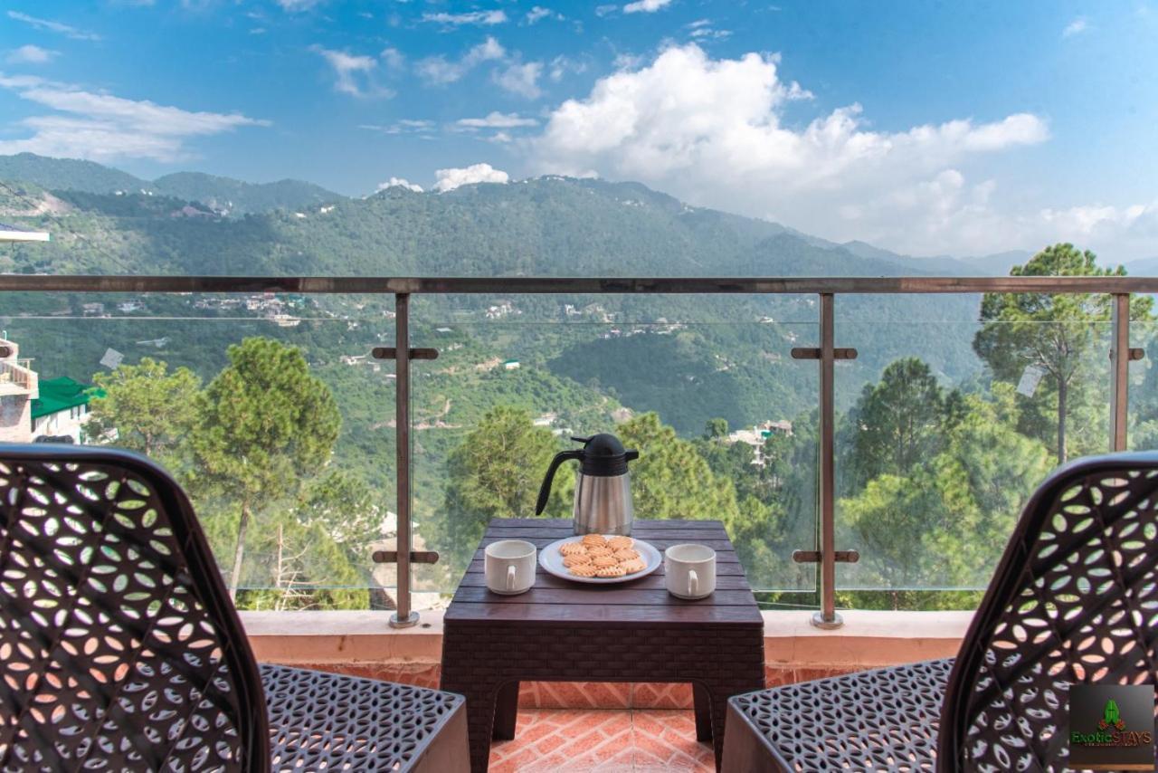 The Western Heights I Serviced Apartments I Pvt Balcony I Lift I Peacefull Area I Family Accomodation I Kasauli I By Exotic Stays ภายนอก รูปภาพ