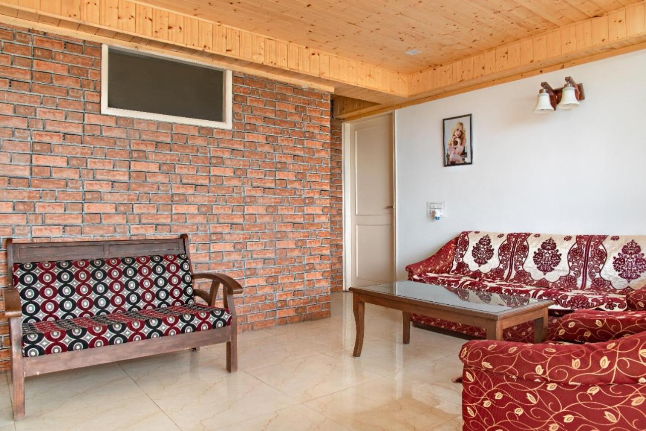 The Western Heights I Serviced Apartments I Pvt Balcony I Lift I Peacefull Area I Family Accomodation I Kasauli I By Exotic Stays ภายนอก รูปภาพ