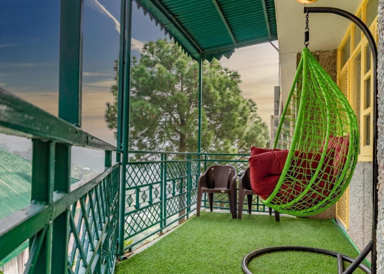 The Western Heights I Serviced Apartments I Pvt Balcony I Lift I Peacefull Area I Family Accomodation I Kasauli I By Exotic Stays ภายนอก รูปภาพ